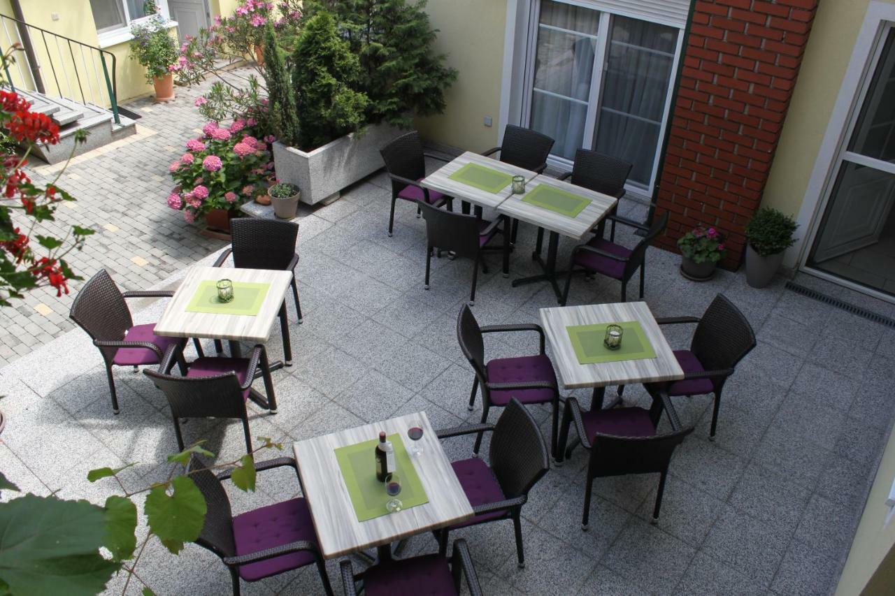Peterhof Guest house